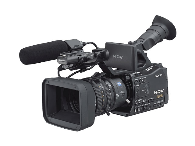 HVR-Z7J
