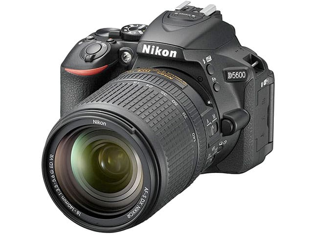 Nikon D5600（AF-S DX 18-140mm VR付）レンタルサービス