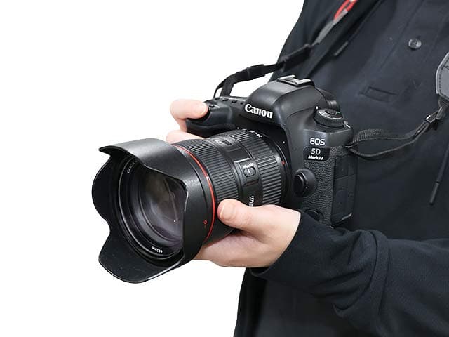 �y�{�i�h�z�l���X�i�b�v�B�e�Z�b�g �L���m��B�i5D Mark IV�E24-70mm II�j �莝���C���[�W