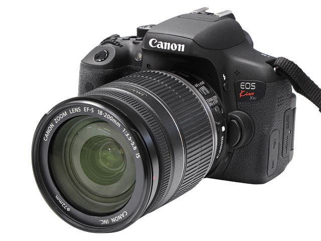 Canon EOS Kiss X8i デジタル一眼レフ-