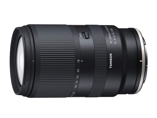 18-300mm F/3.5-6.3 Di III-A VC VXD�iModel B061�j�i�j�R��Z APS-C�j