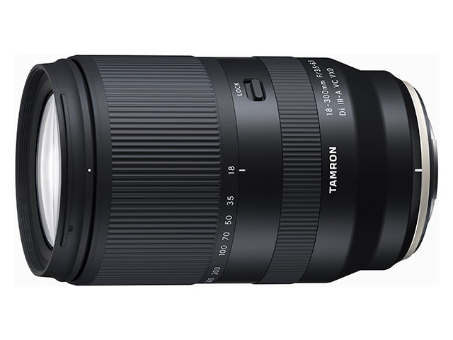 新品　tamron 18-300mm F/3.5-6.3 Xマウント