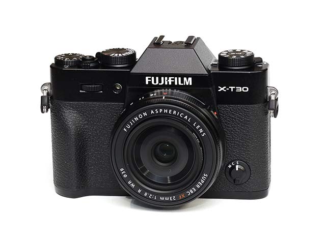 FUJIFILM X-T30 III XF23mmF2.8 R WR �����Y�L�b�g �u���b�N