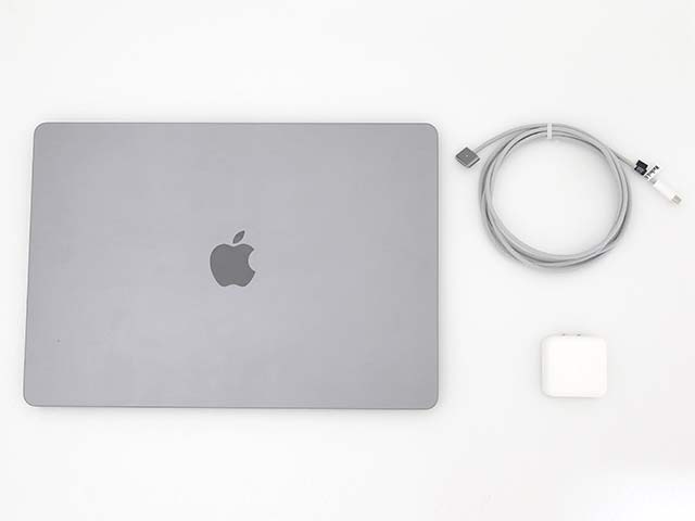 MacBook Air MQKP3J/A iM2`bv/15.3C`jXy[XOC ti