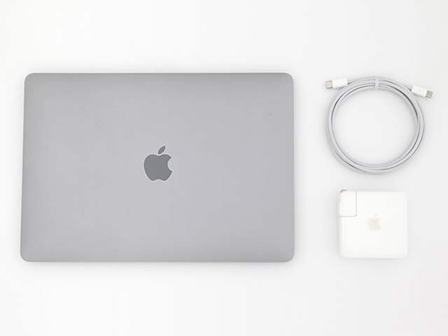 MacBook Pro Apple M1チップ MYD82J/A(13インチ)スペースグレイ 付属品