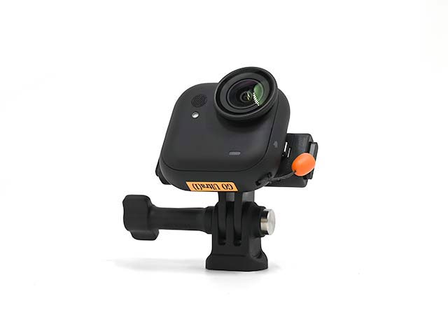 Insta360 GO Ultra }Eg