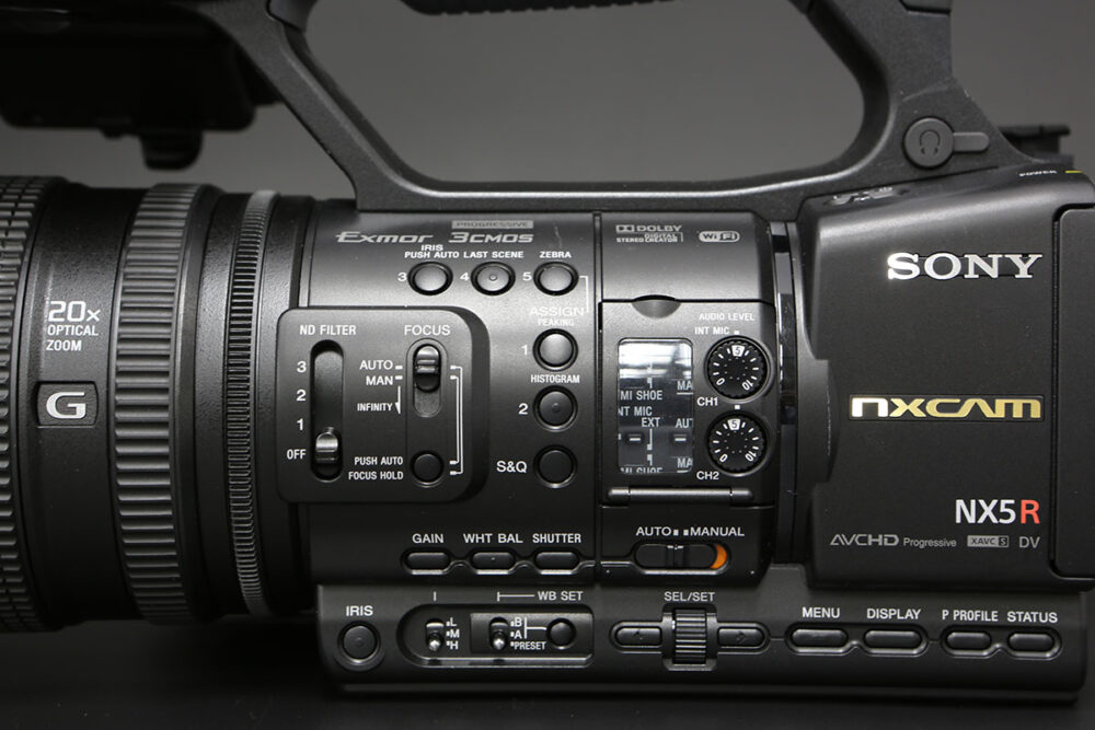 レンズ一体型NXCAMのすべてを詰め込んだNX5Rが遂に登場!|APEX レンズ一体型NXCAMのすべてを詰め込んだNX5Rが遂に登場!|APEX