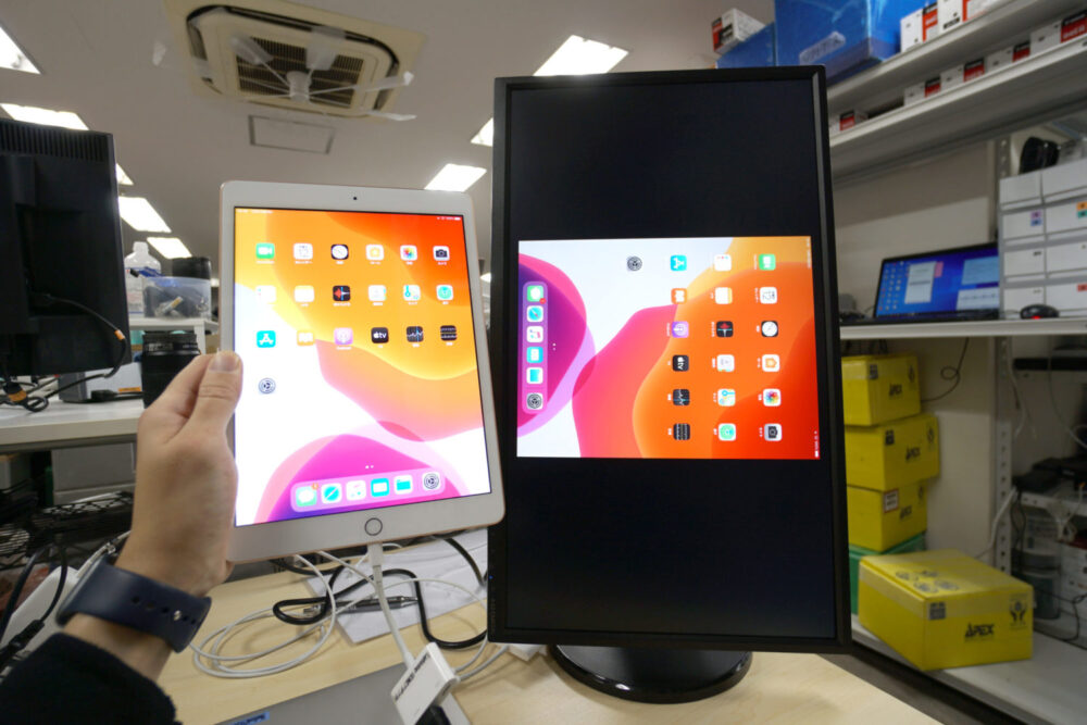iPadを縦モニターに縦方向で出力してミラーリングする超簡単な方法