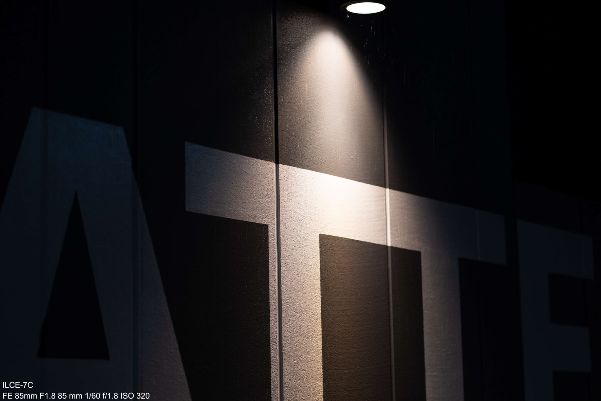 SEL85F18(FE85mm F1.8 ソニーEマウント)を持って雨の中撮影 SEL85F18(FE85mm F1.8 ソニーEマウント)を持って雨の中撮影