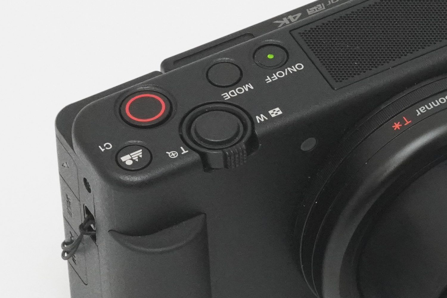 Sony 『ZV-E10」 レンタル開始! 兄弟機『ZV-1』と比べて何が Sony 『ZV-E10」 レンタル開始! 兄弟機『ZV-1』と比べて何が
