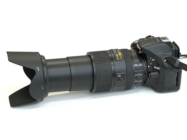 D5200 + AF-S DX NIKKOR 18-300mm f/3.5-5.6G ED VR 300mmフード付